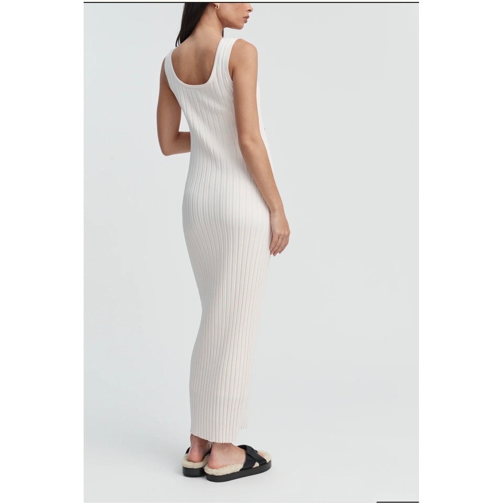 White Ribbed Knit Maternity Maxi Dress Sleeveless Scoop Neck Bodycon Tank Dress - Picture 4 of 12